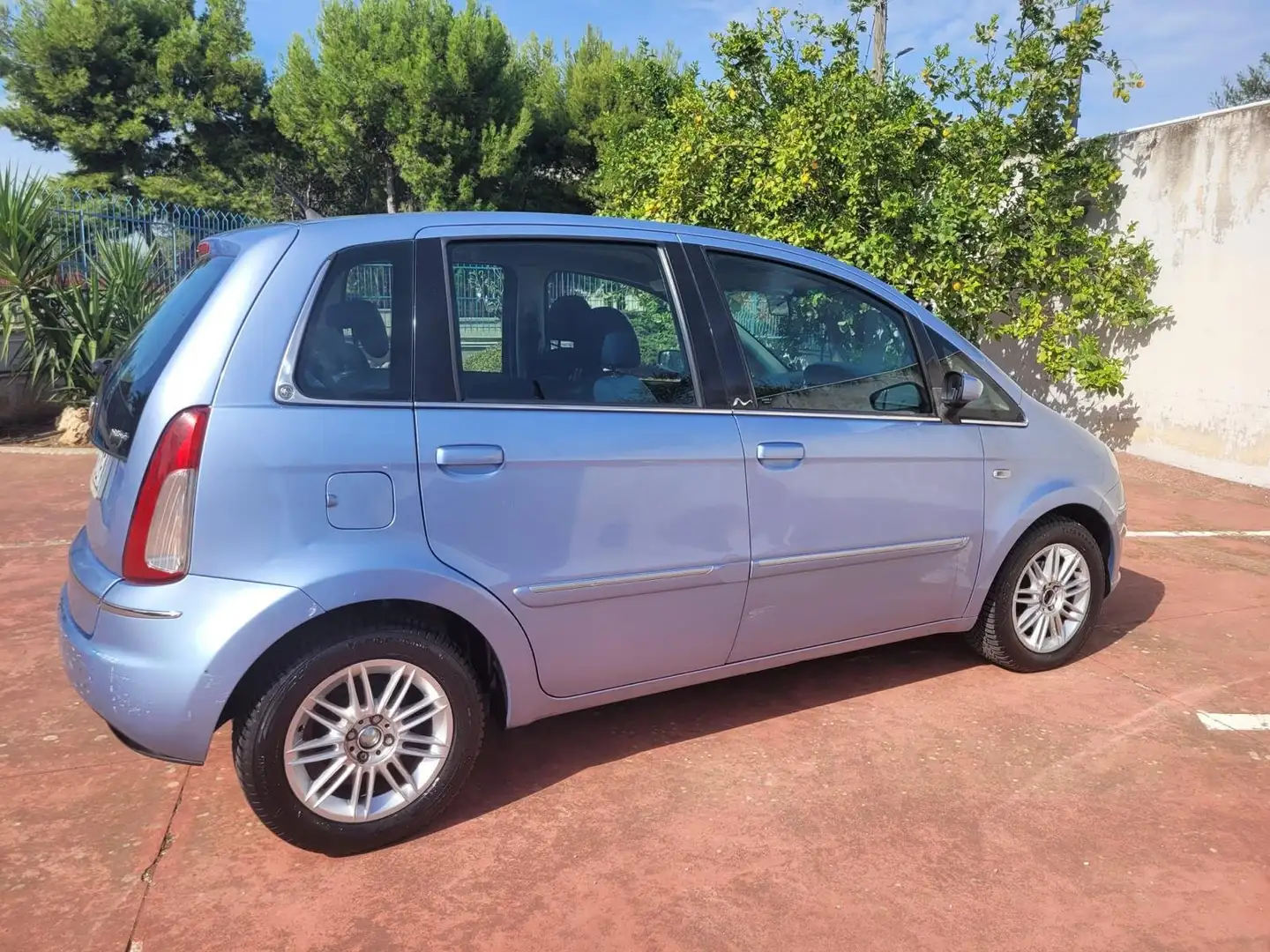Lancia MUSA Musa II 2007 1.3 mjt Diva (argento) 70cv Blue - 2