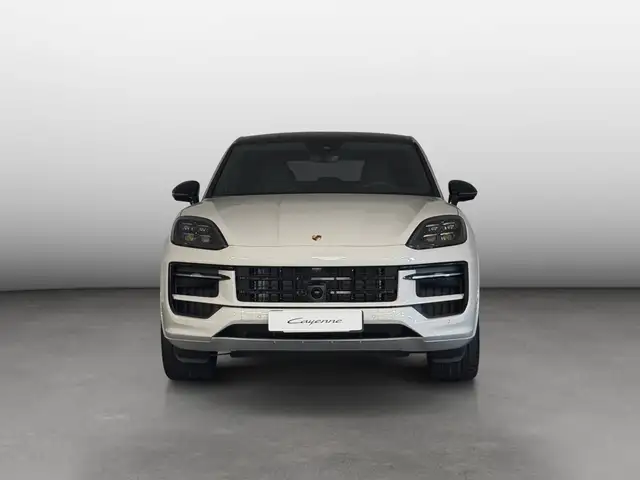 Porsche Cayenne view 8