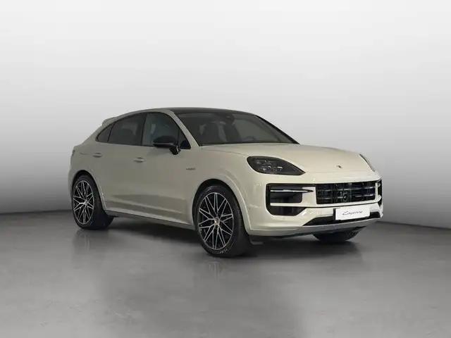 Porsche Cayenne view 7