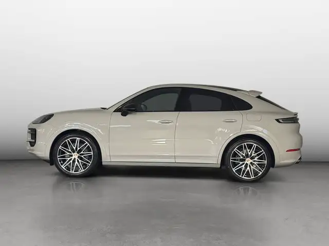 Porsche Cayenne view 2