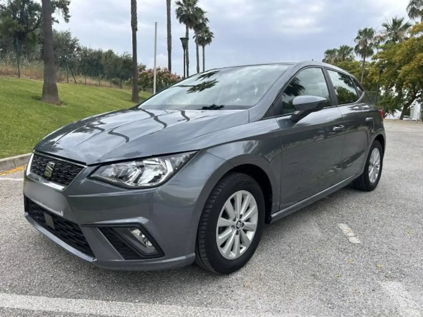 SEAT Ibiza ST 1.0 EcoTSI S&S Style 95 Gris - 1