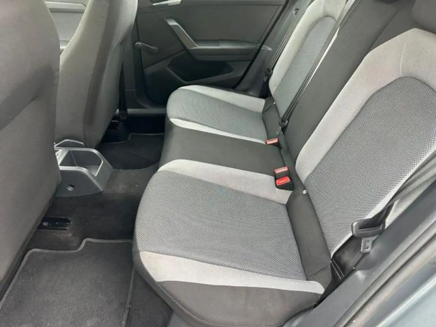 SEAT Ibiza ST 1.0 EcoTSI S&S Style 95 Gris - 2