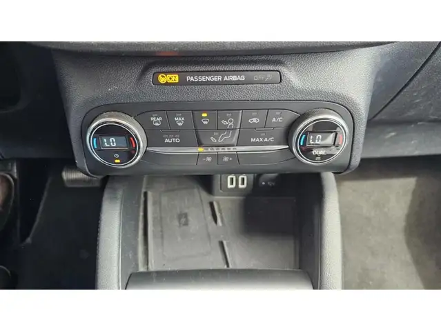 Ford Kuga view 10