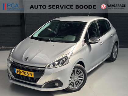 Peugeot 208 5-deurs 1.2 (110 pk) Allure - navigatie - climate