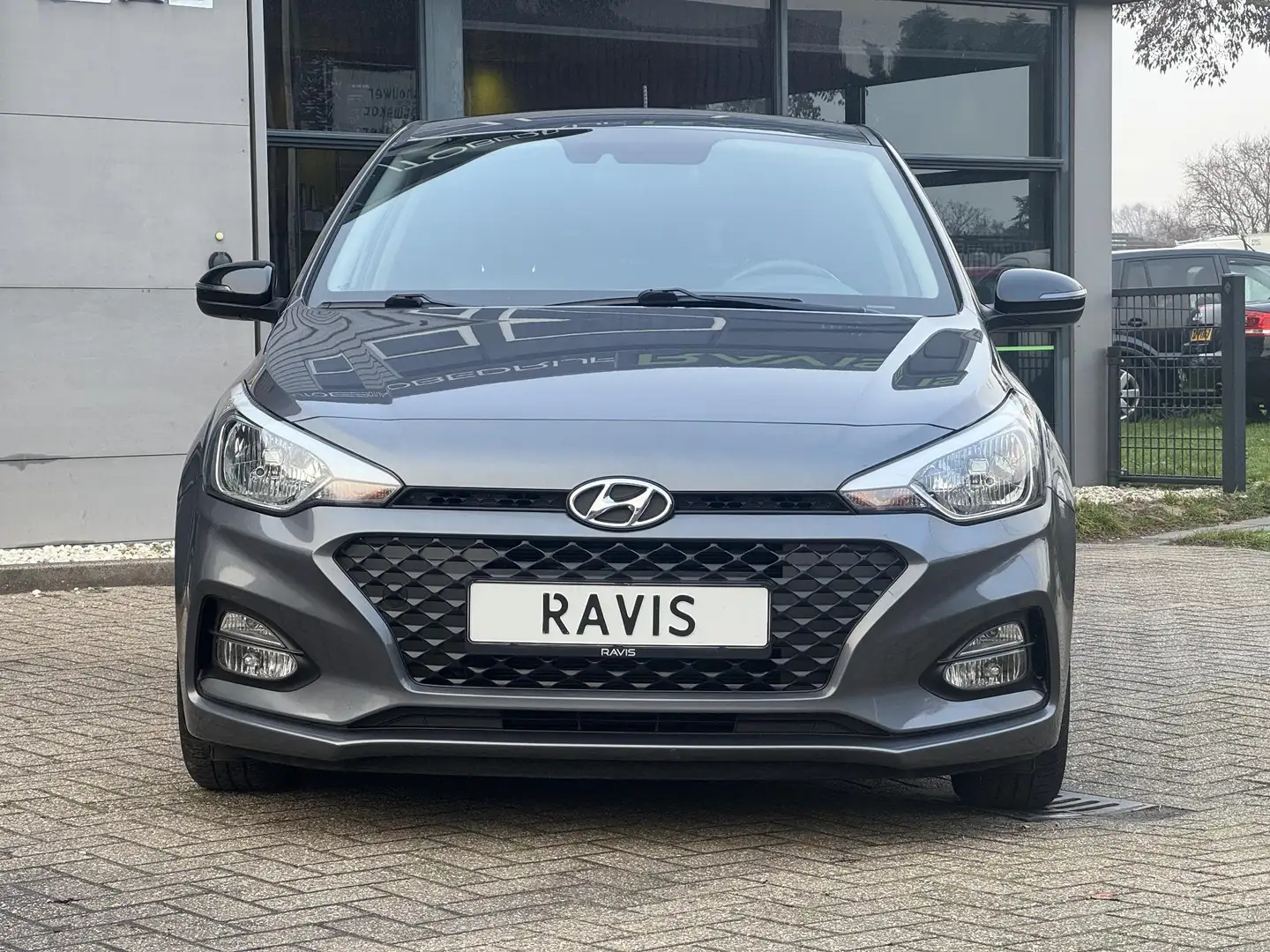 Hyundai i20 1.2 62kW YES! | Cruise | Carplay | Camera | Stoelv Gris - 2
