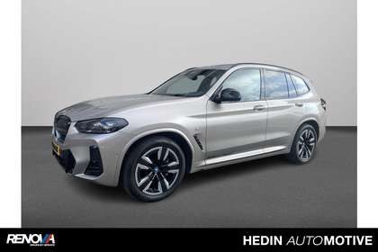 BMW iX3 Executive 80 kWh | Achteruitrijcamera | Trekhaak m