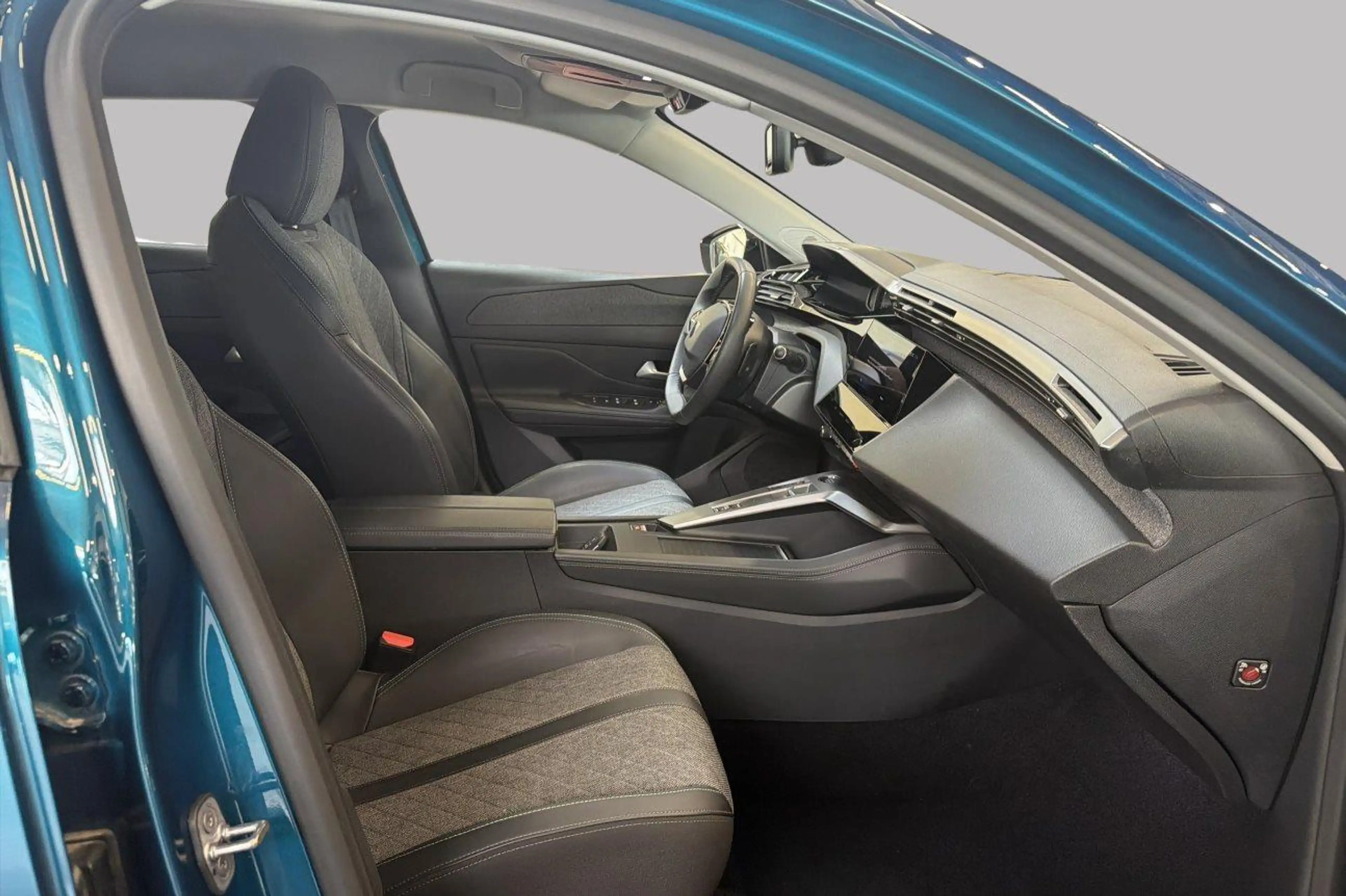 Peugeot 408 Allure — photo 9