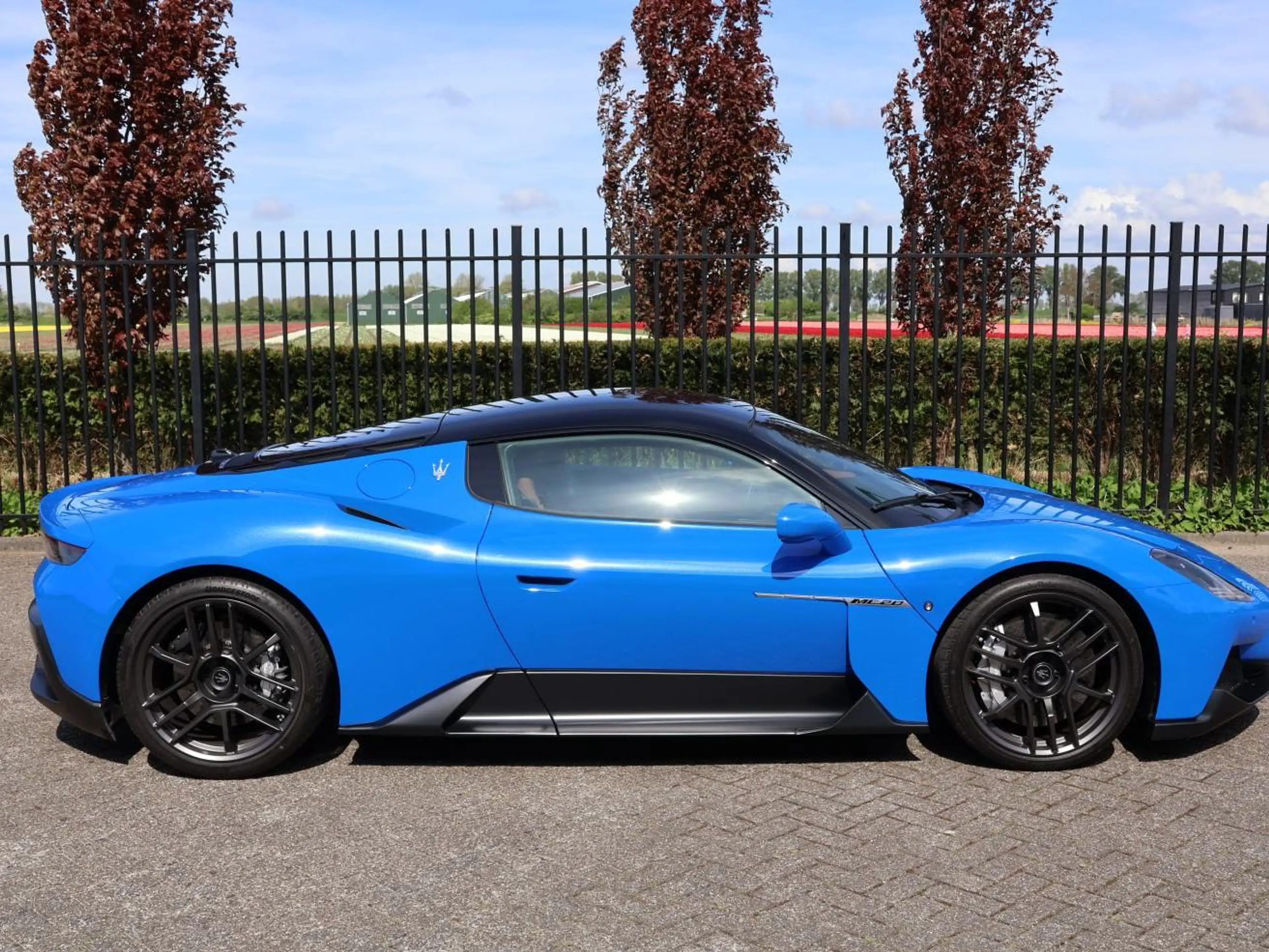 Maserati MC20 — photo 13
