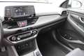 Hyundai i30 Select 1.4 Ltr. - 73 kW Anhängerkupplung, Fahrz... Plateado - thumbnail 15