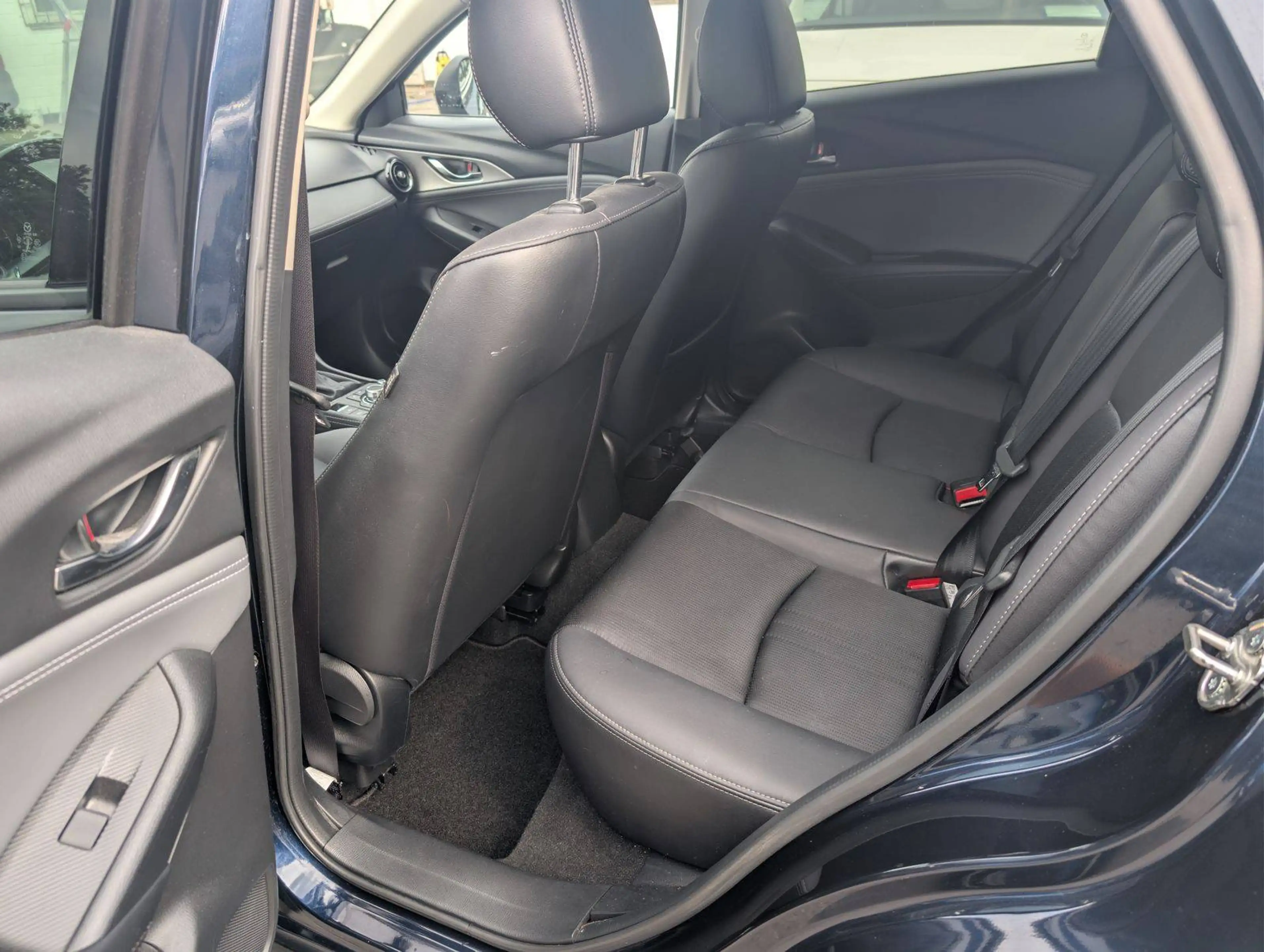 Mazda CX-3 Sports-Line Automatik/Navi+Cam/Alufelgen — photo 8