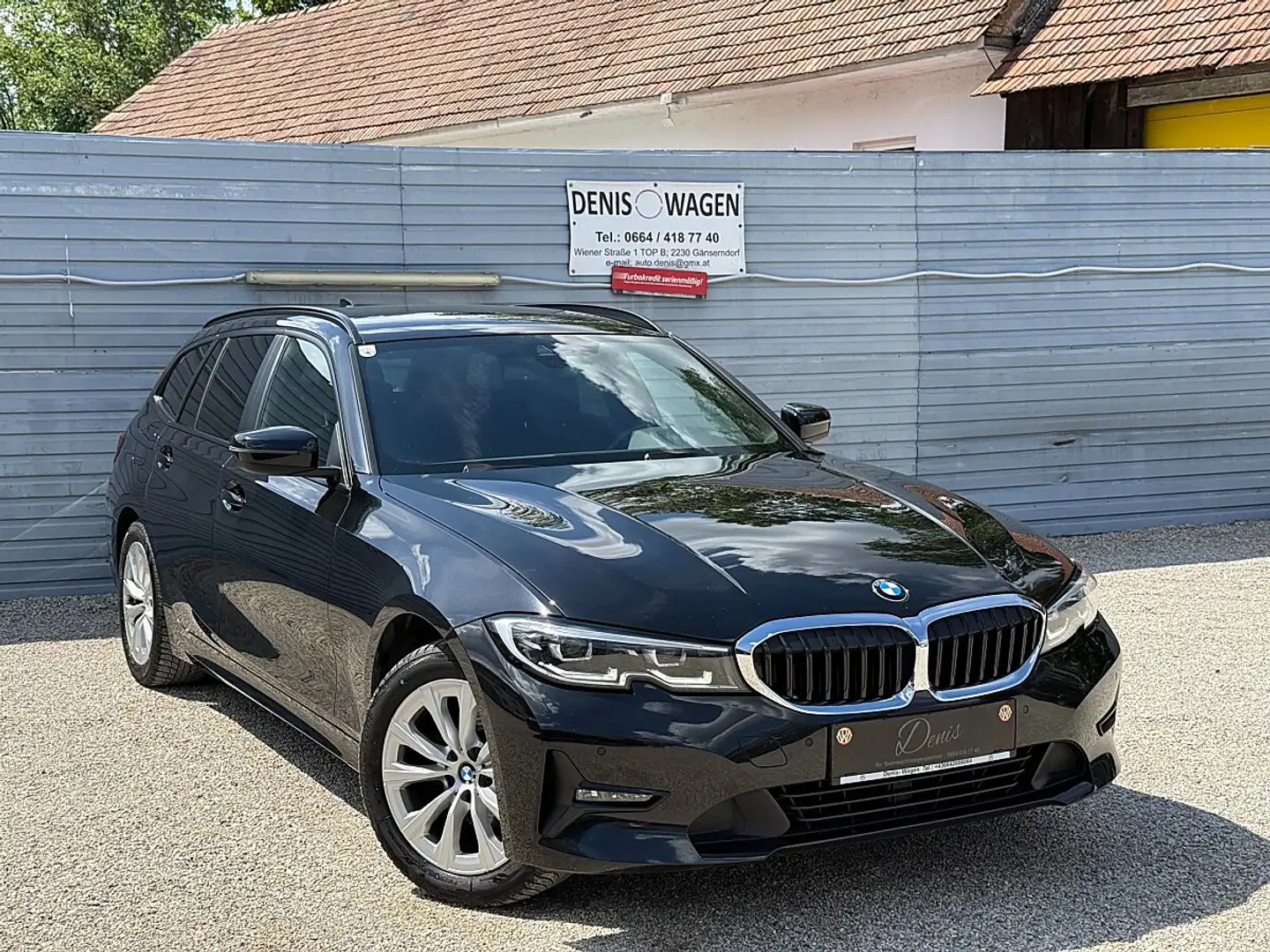 BMW 318 d 48 V Touring Schwarz - 2