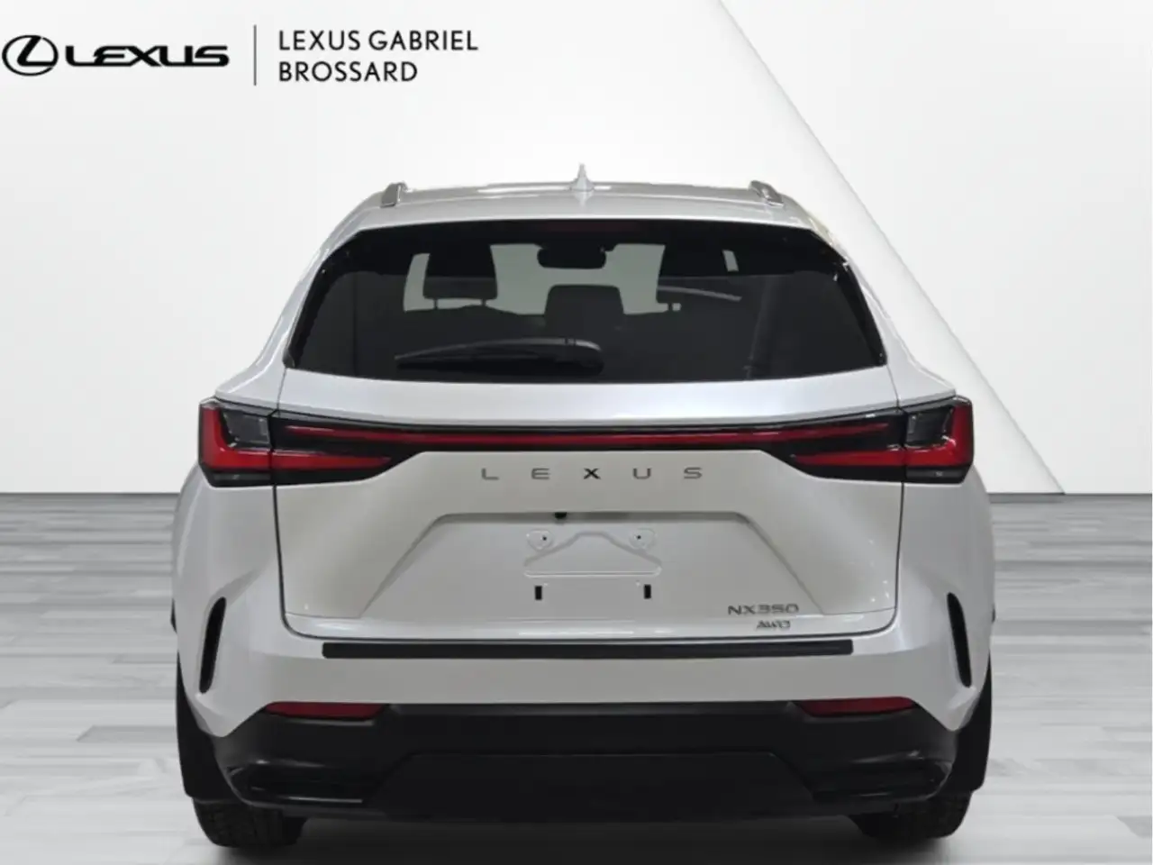 Lexus NX снимка Lexus NX