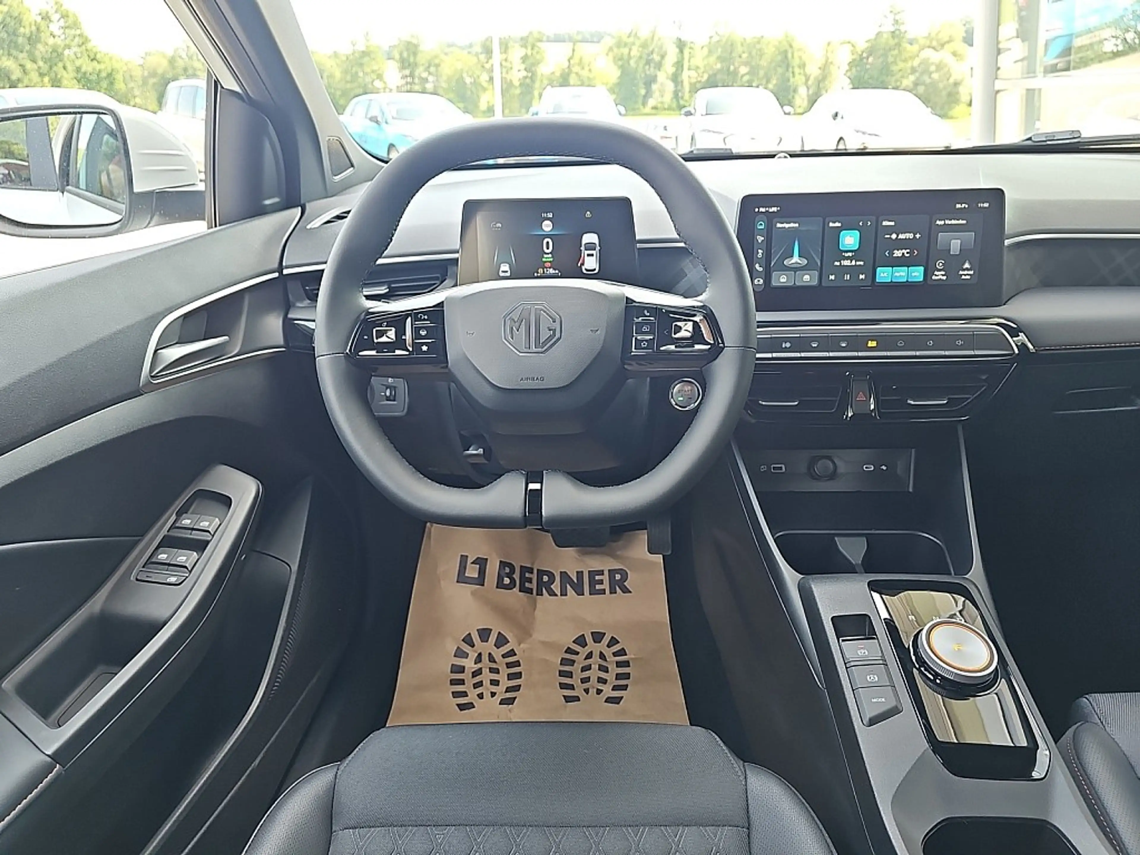 MG MG3 1,5 Hybrid+ Luxury Aut. *Winterkompletträder ko... — photo 11