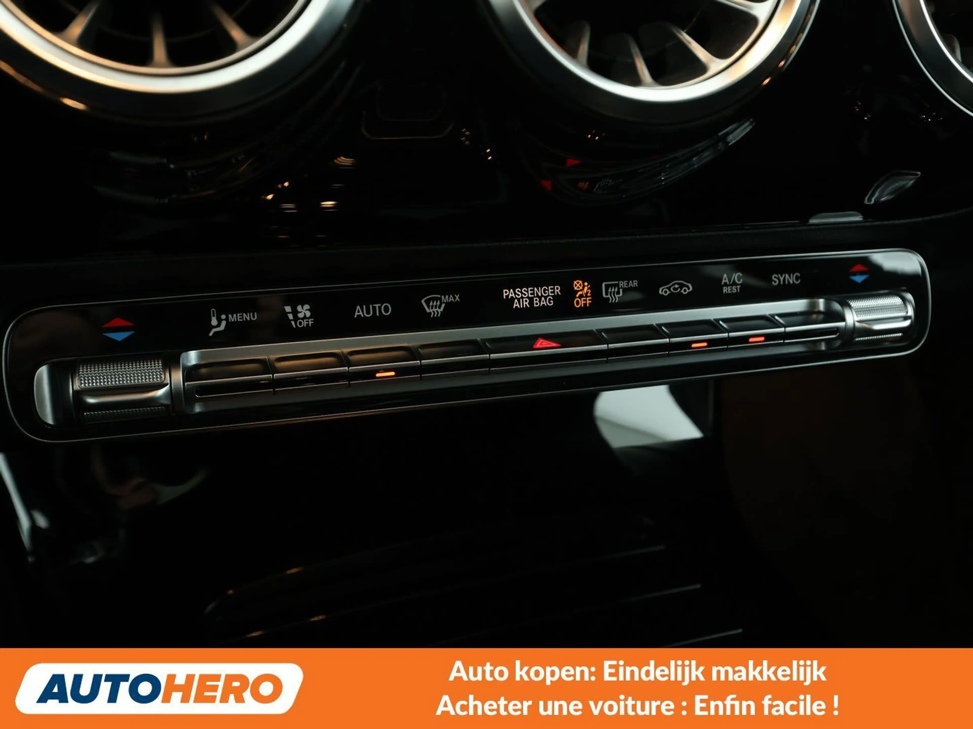 Mercedes-Benz CLA 220 CLA 220 d Shooting Brake AMG Line — photo 12