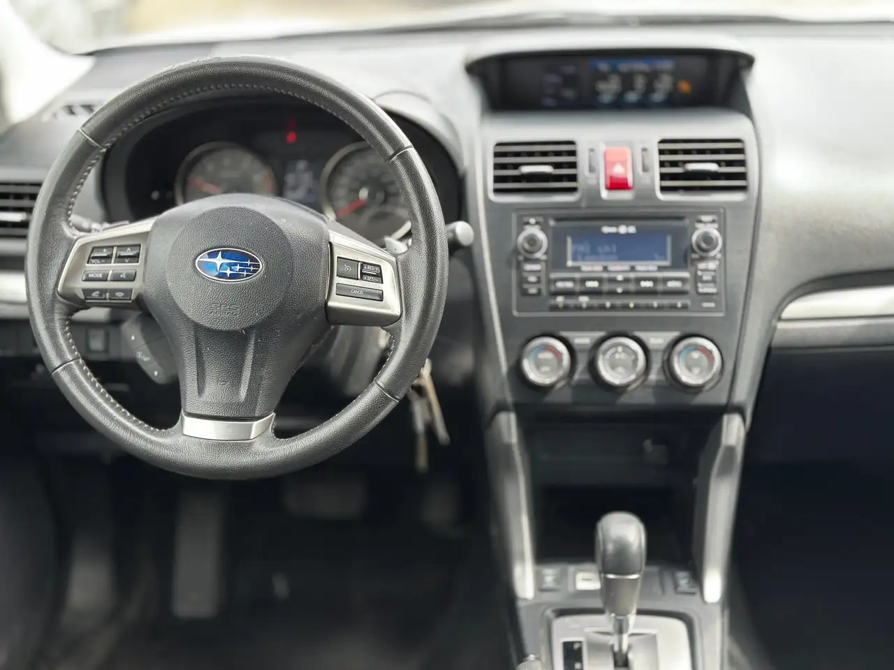 Subaru Forester снимка Subaru Forester