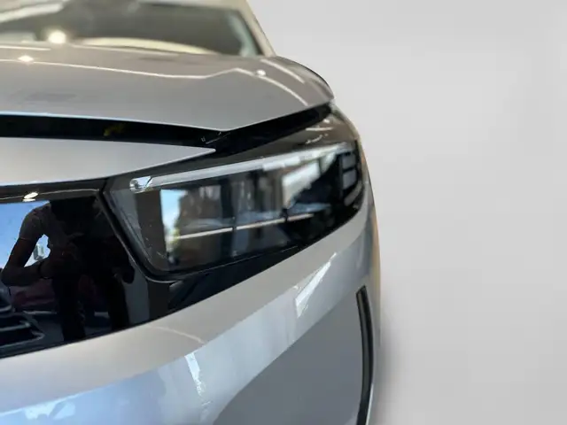 Opel Corsa view 5