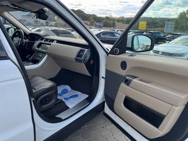 Land Rover Range Rover Sport view 16
