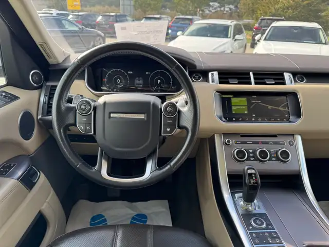 Land Rover Range Rover Sport view 11