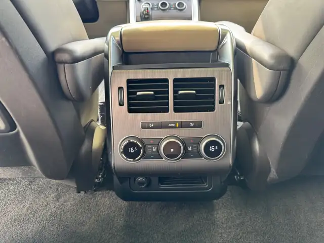 Land Rover Range Rover Sport view 22