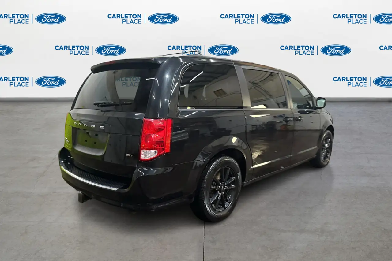 Dodge Grand Caravan fotografie Dodge Grand Caravan