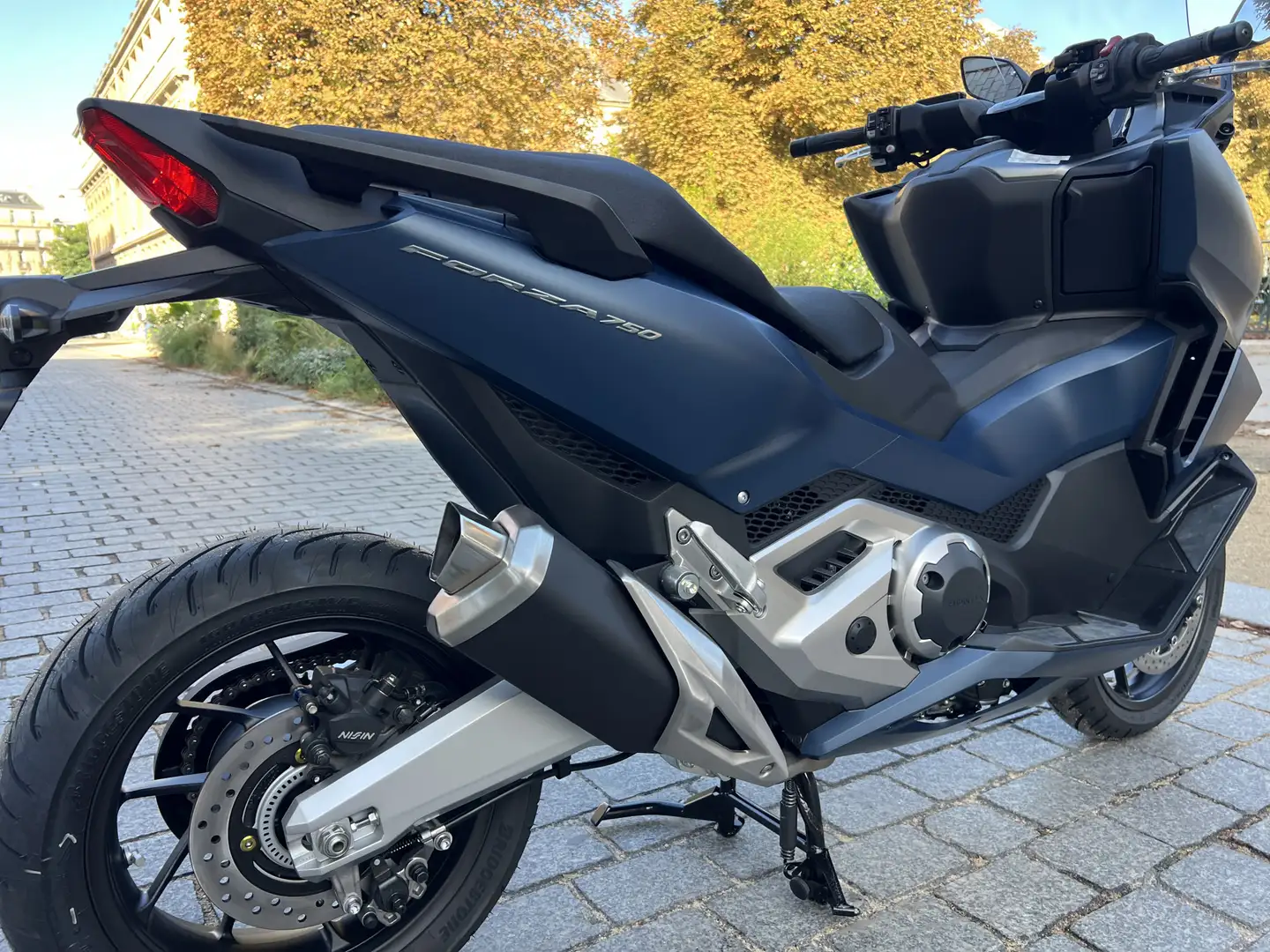 Honda Forza 750 Bleu - 2