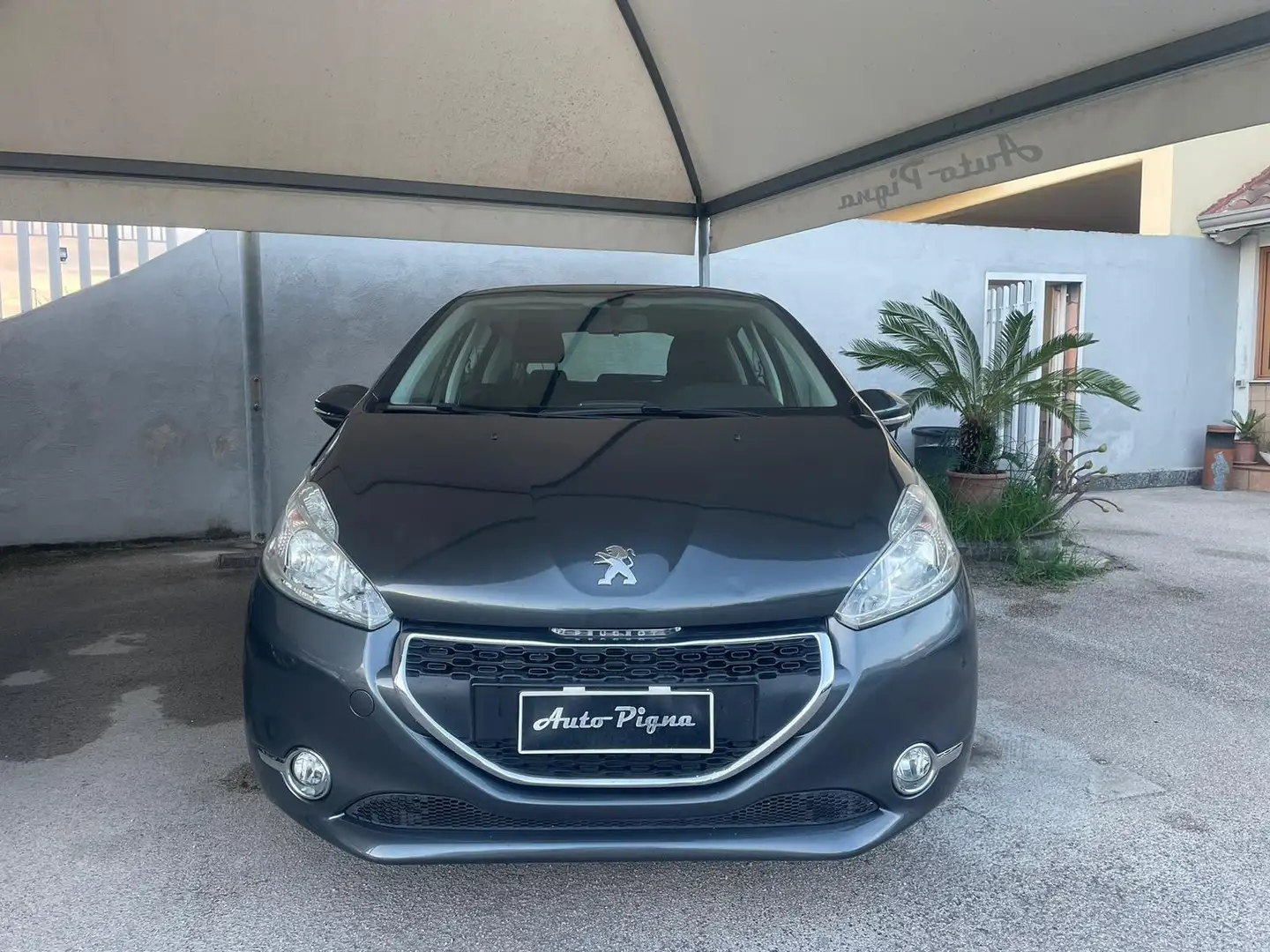 Peugeot 208 208 I 2012 5p 1.2 vti 12v Access Grijs - 2