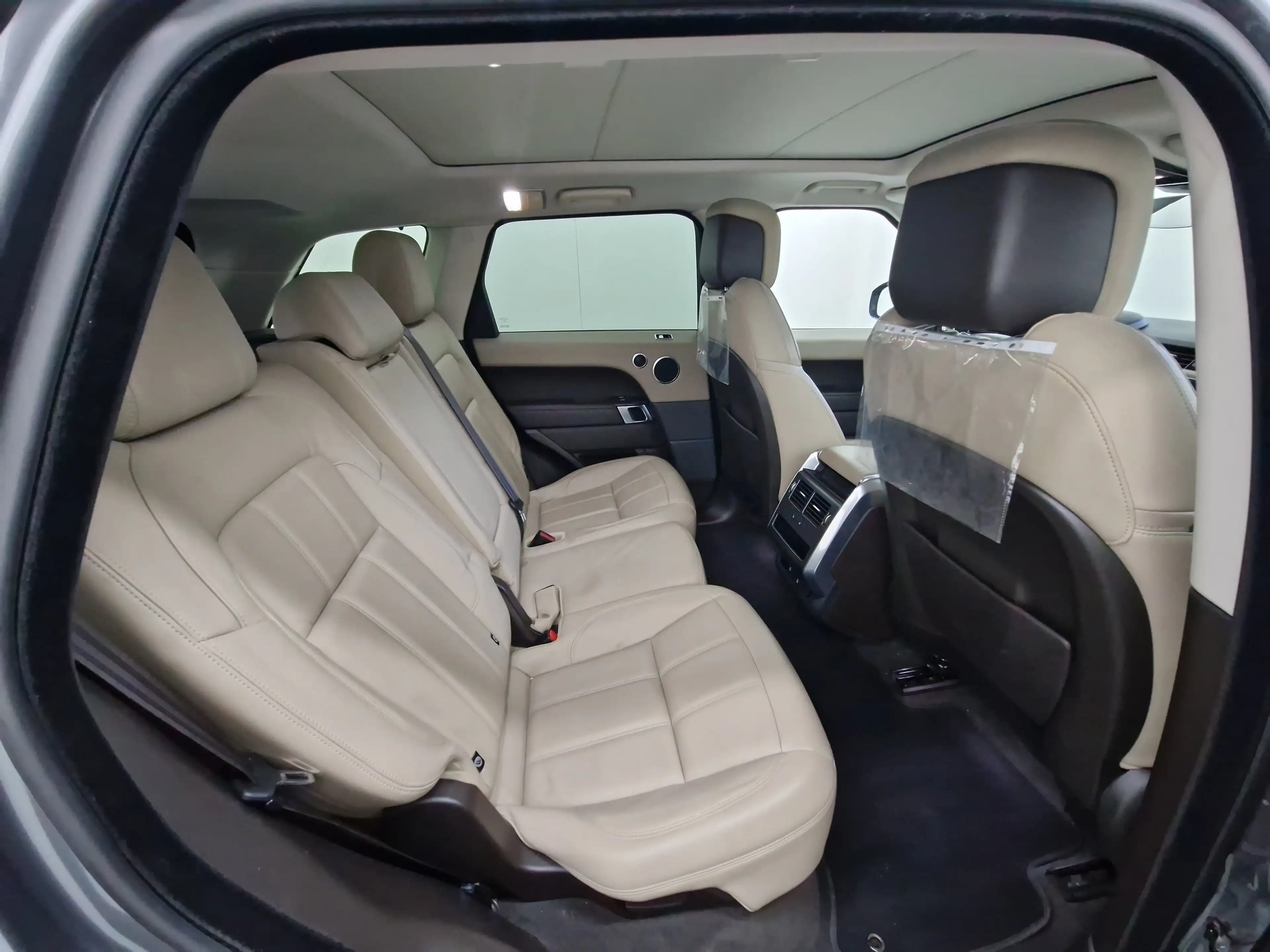 Land Rover Range Rover Sport 3.0 SDV6 SE — photo 11