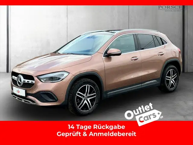 Mercedes-Benz GLA 180 Progressive MATRIX+AHK+RFK+NAV+SKY