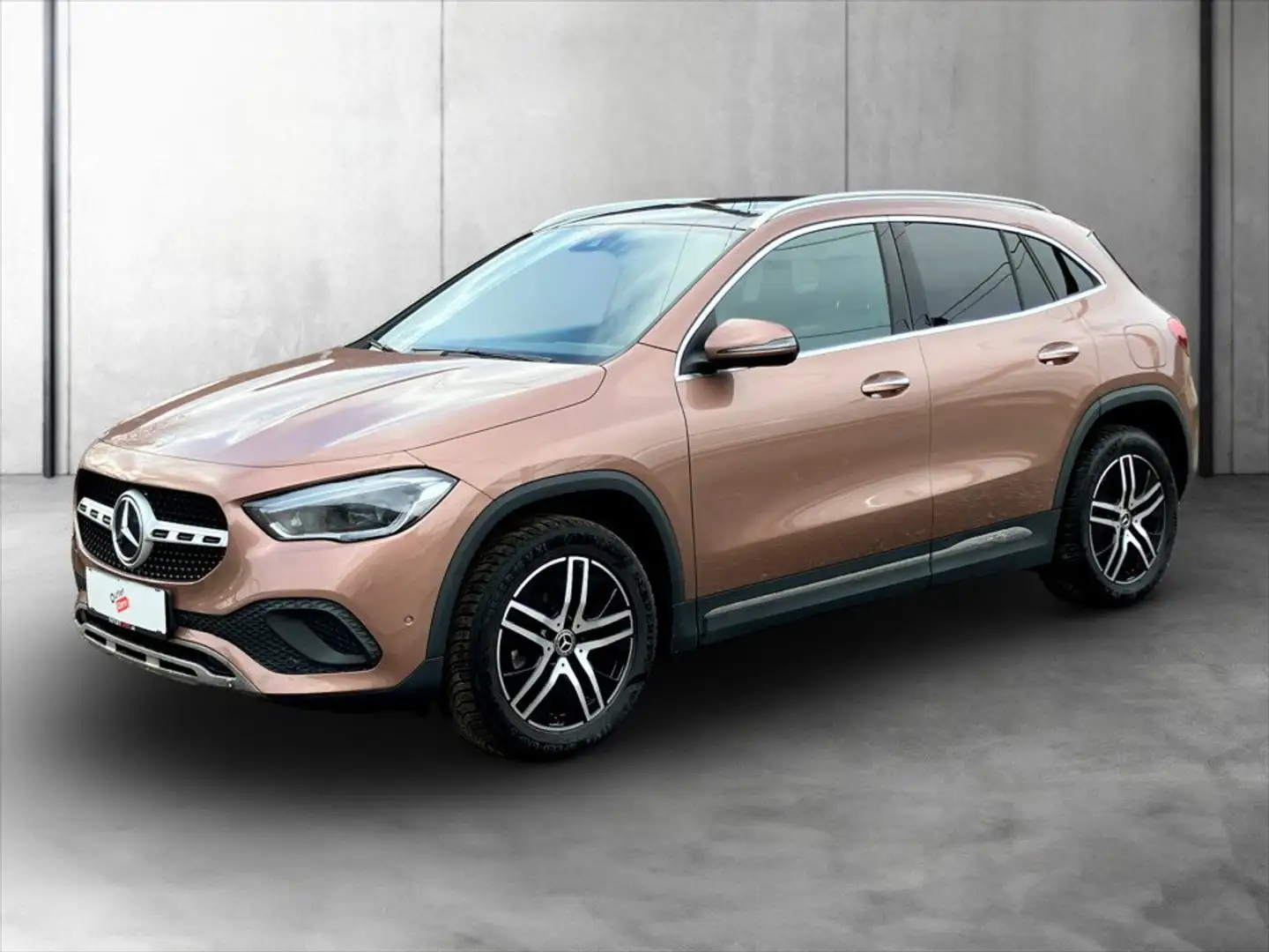 Mercedes-Benz GLA 180 Progressive AHK+LED+NAVI+Pano+MEGAPREIS Gold - 2