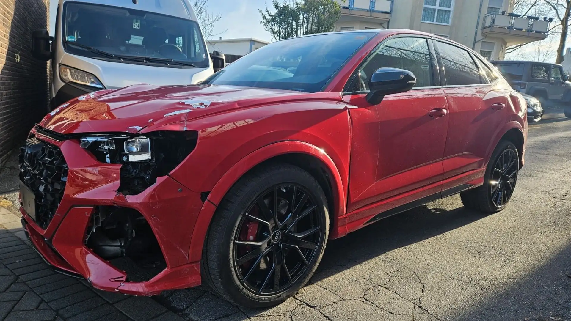 Audi RS Q3 Sportback 2.5TFSI Matrix Kamera Motor läuft Rouge - 1