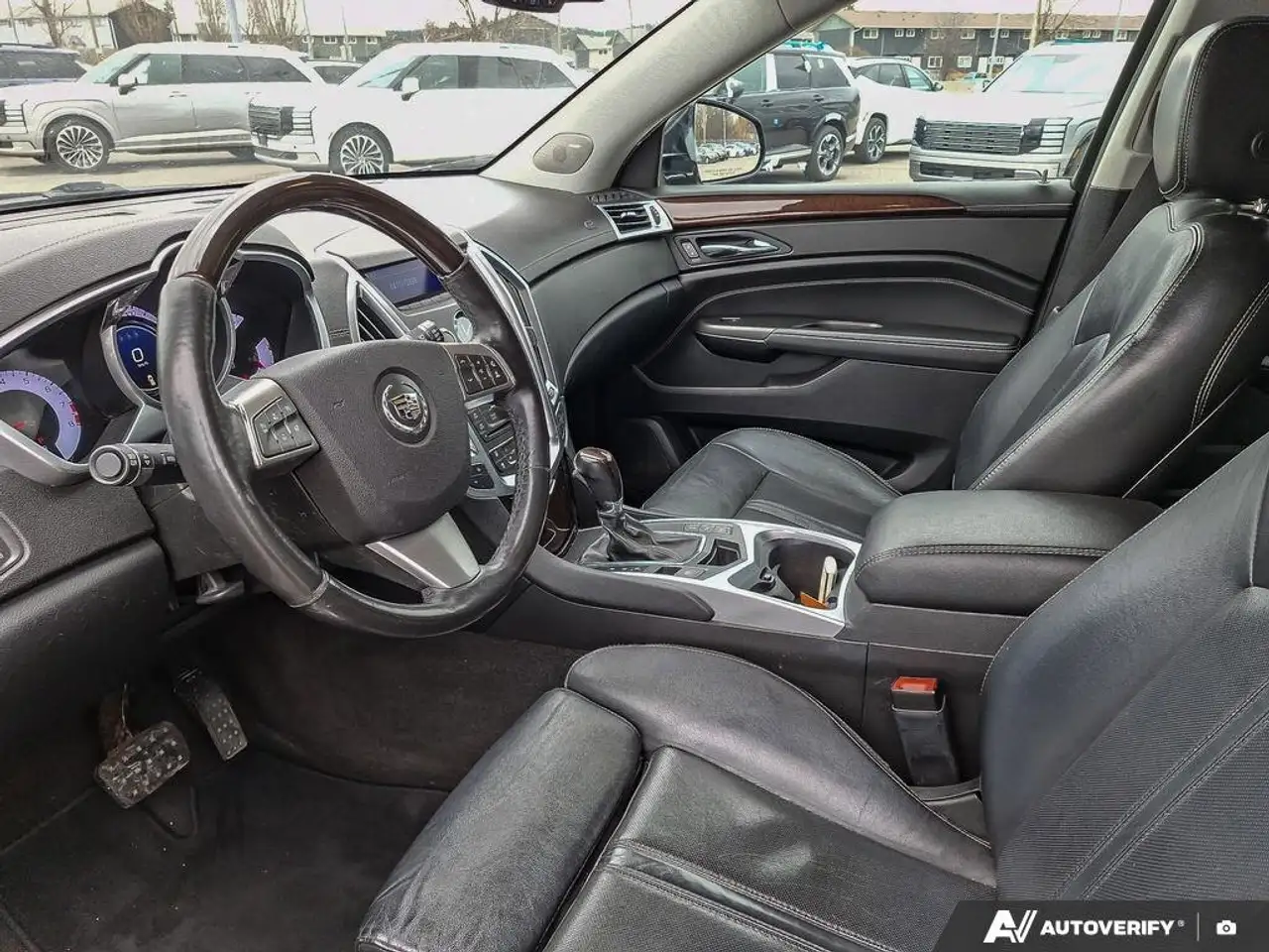 Cadillac SRX снимка Cadillac SRX
