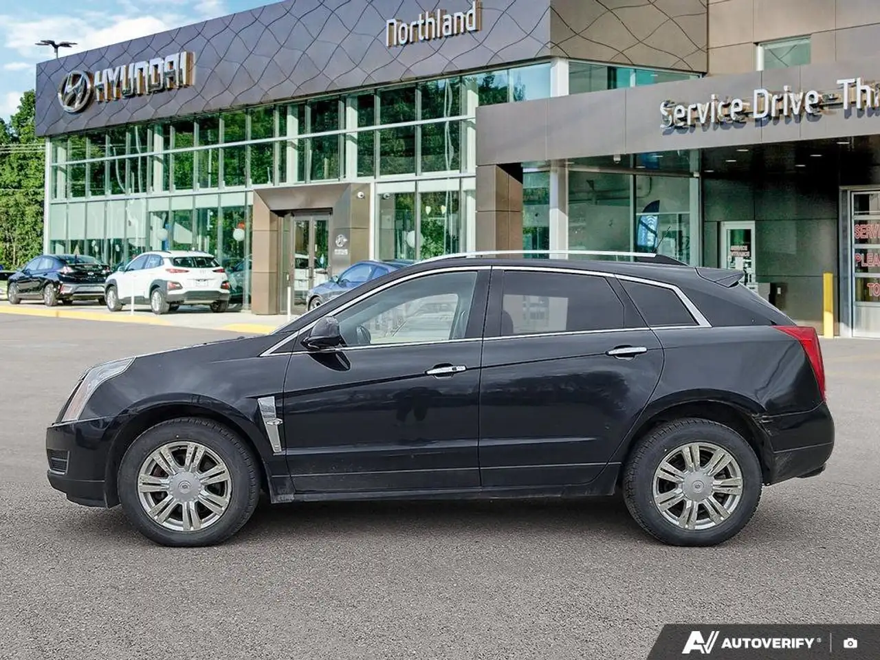 Cadillac SRX снимка Cadillac SRX