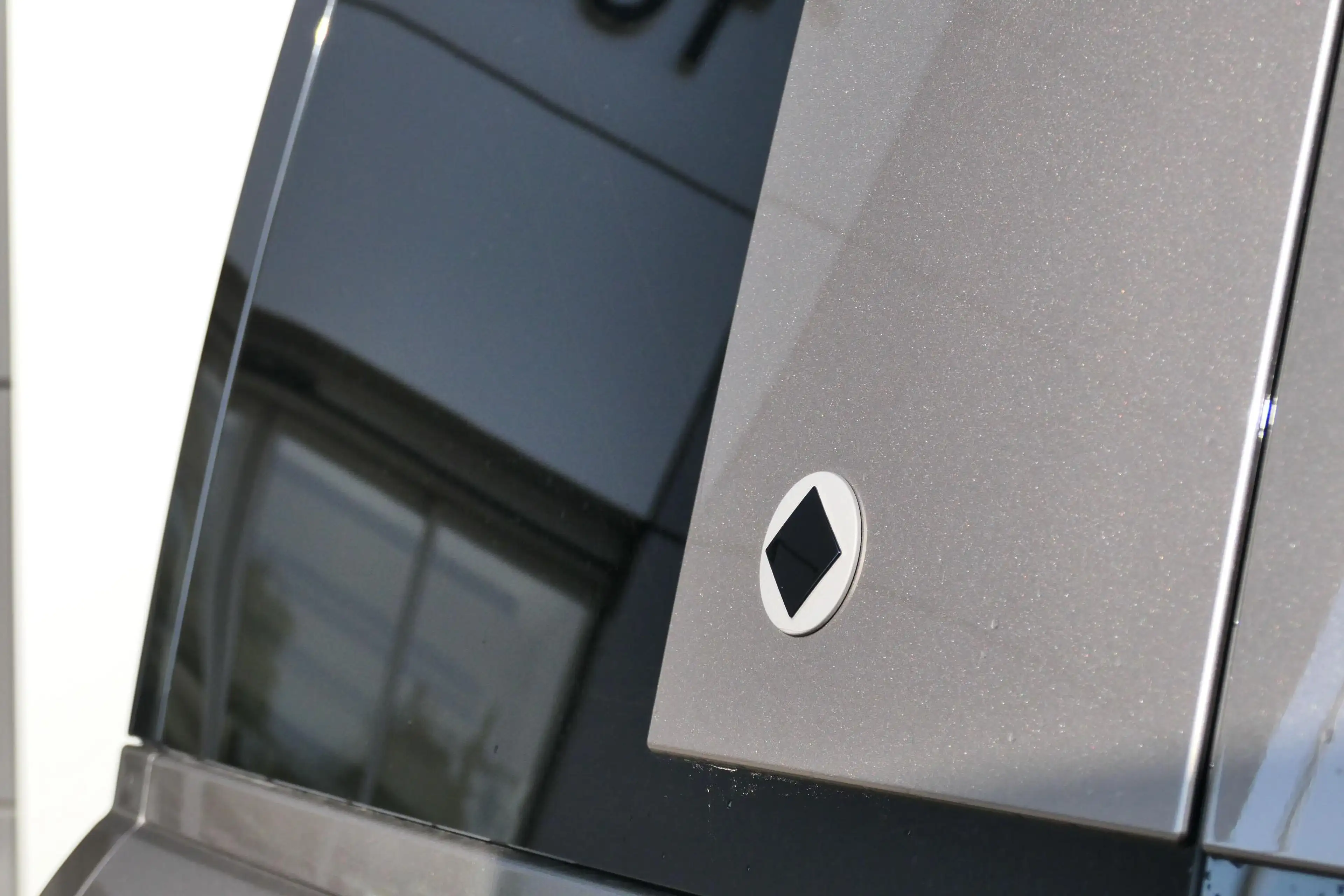 Land Rover Defender 110 P635 OCTA | PANO | SEAT VENT | TOWB | MERIDIAN — photo 10