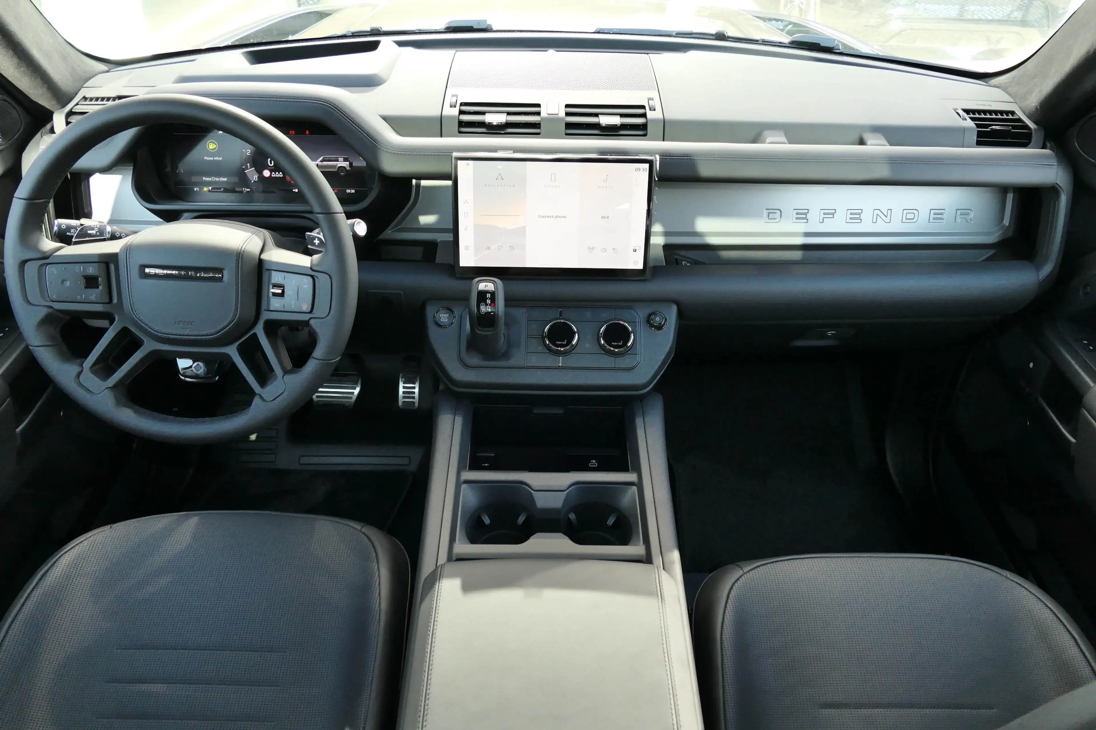 Land Rover Defender 110 P635 OCTA | PANO | SEAT VENT | TOWB | MERIDIAN — photo 6