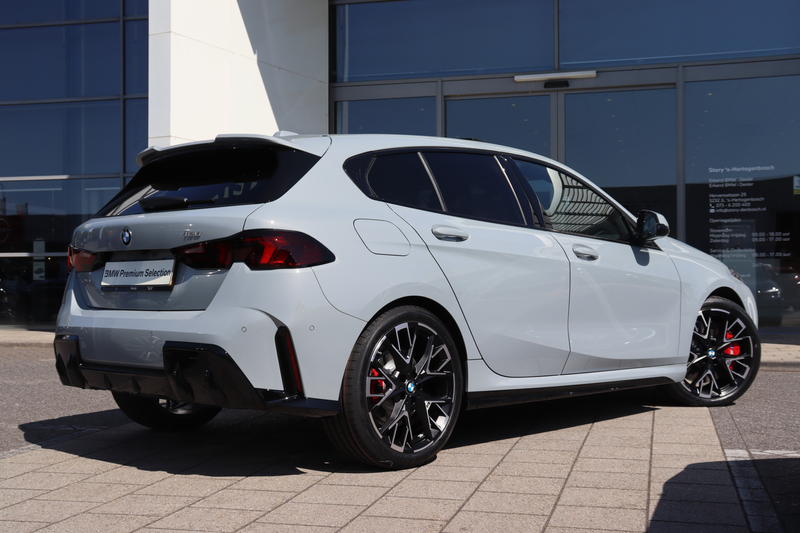 BMW 120 1 Serie M Sport Automaat / Trekhaak / Achteruitrij — photo 10
