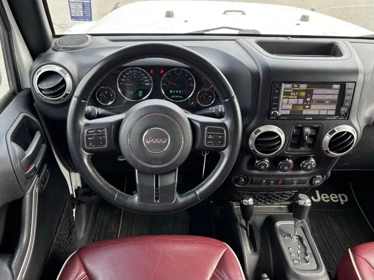 Jeep Wrangler снимка Jeep Wrangler