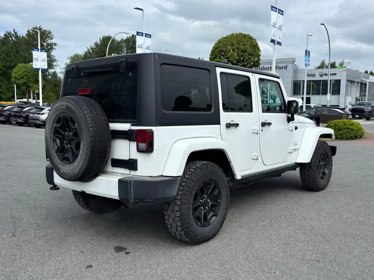 Jeep Wrangler снимка Jeep Wrangler
