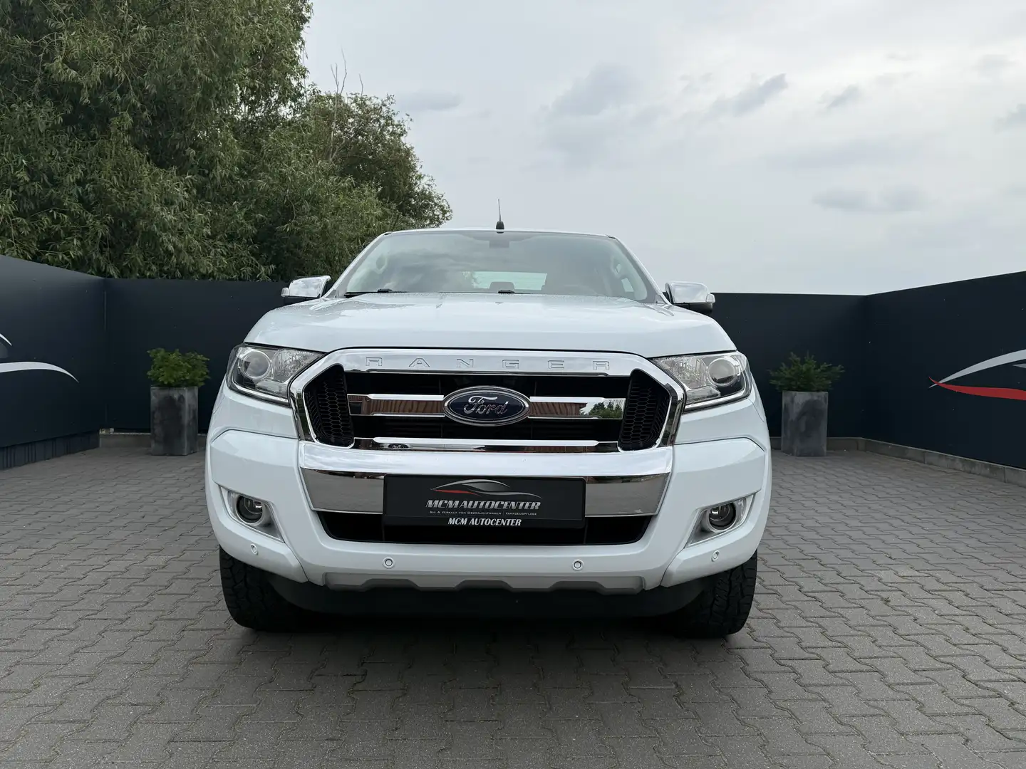 Ford Ranger Limited Doppelkabine 4x4 Weiß - 2