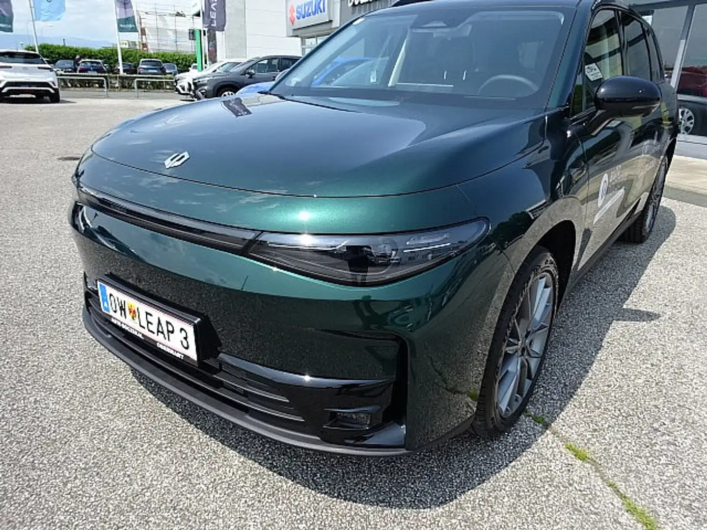 Leapmotor C10 REEV 28,4kWh Design Grün - 1