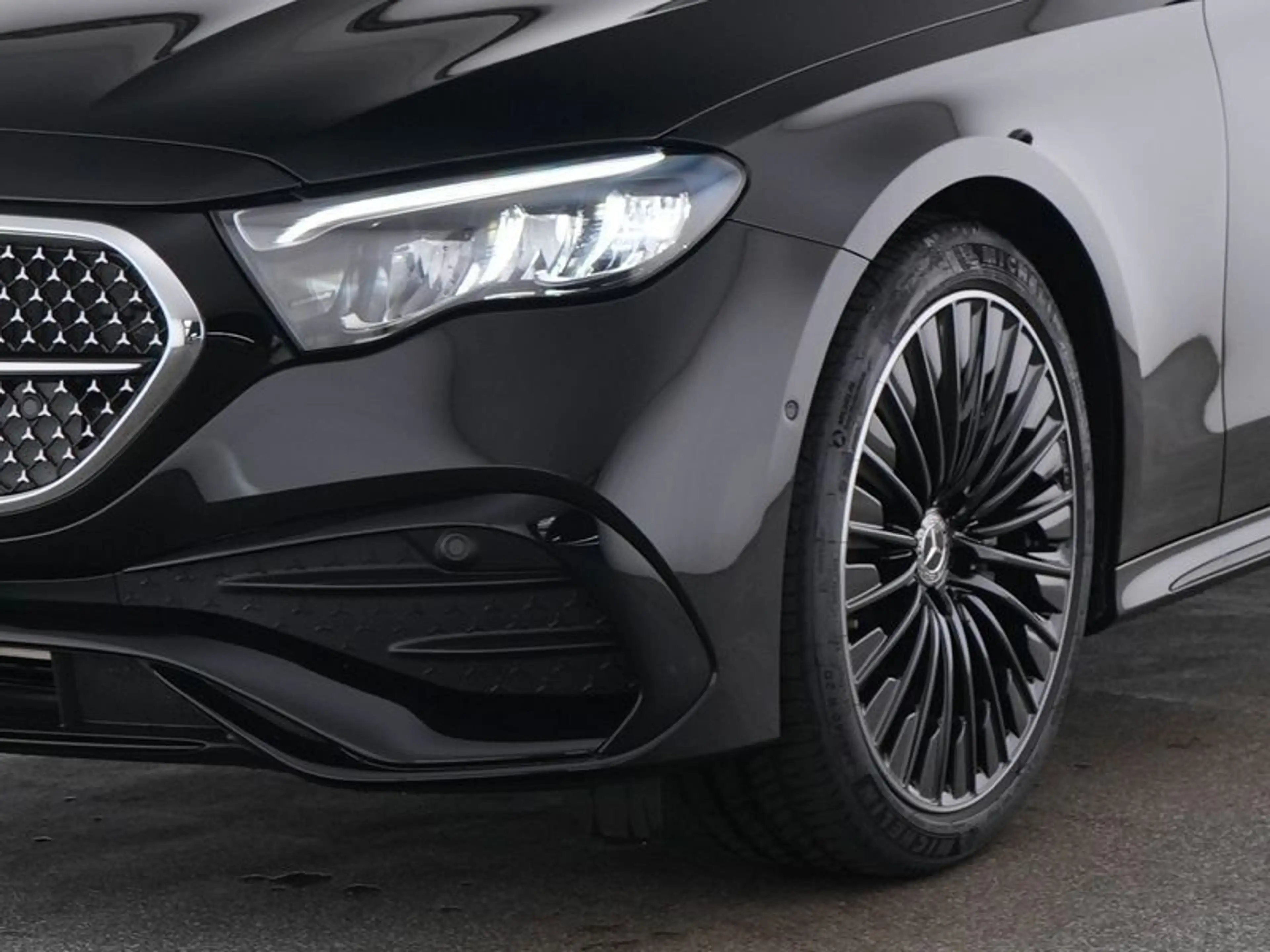 Mercedes-Benz E 220 d AMG Line Advanced Burmester 20" Night — photo 3
