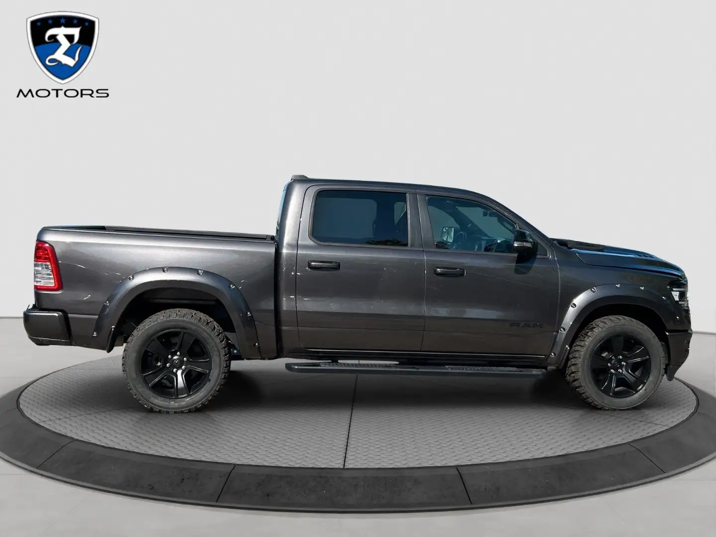 Dodge RAM /4X4/CREWCAB/CARPLAY/E-TORQUE/NIGHT EDITION Grau - 2