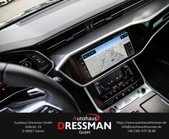 Audi RS6 view 16