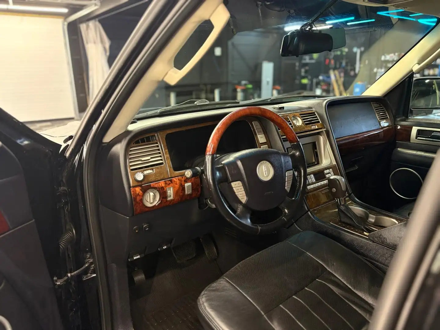 Lincoln Navigator 5.4L 8-ZITPLAATSEN BJ.2003 276.456 MILES - 2