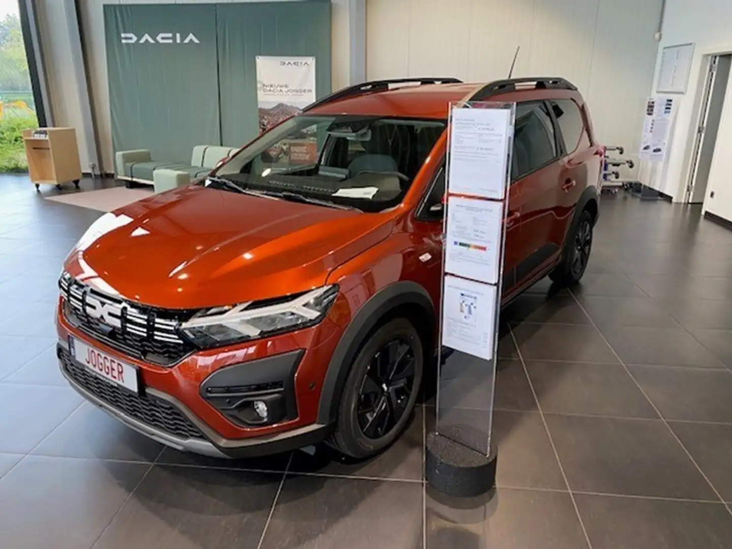 Dacia Jogger EXPRESSION ECO-G 100 Orange - 1