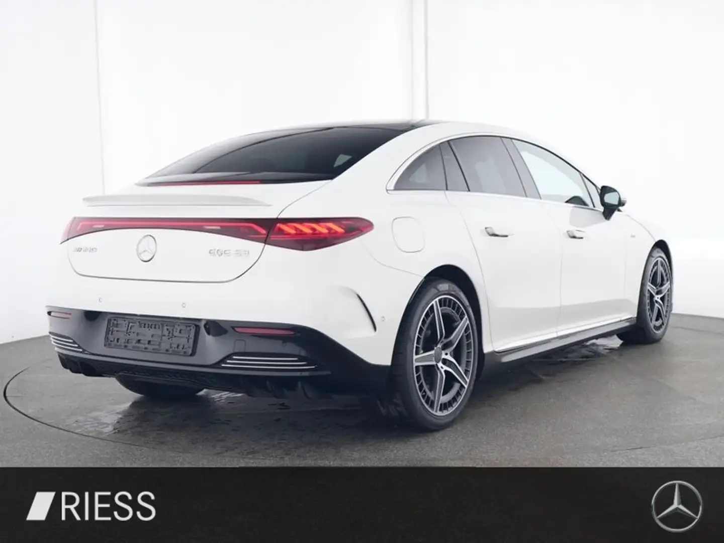 Mercedes-Benz EQE 53 AMG 4MATIC+ SD Sport S-Sitz ACC PDC LM Weiß - 2