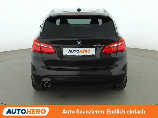 BMW 2 Series view 5