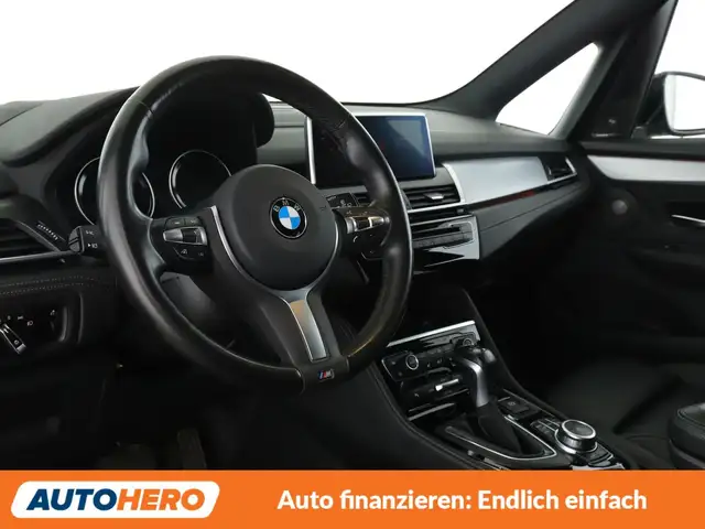 BMW 2 Series view 11
