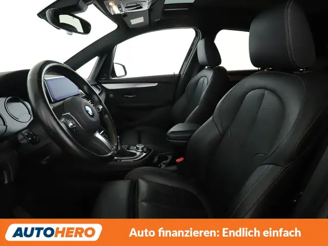 BMW 2 Series view 10