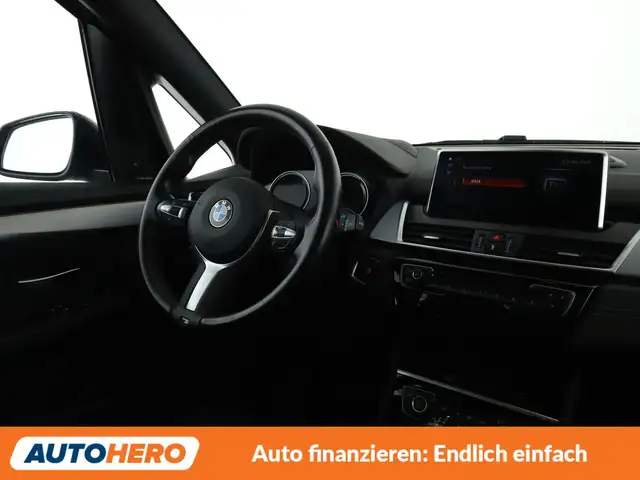 BMW 2 Series view 13