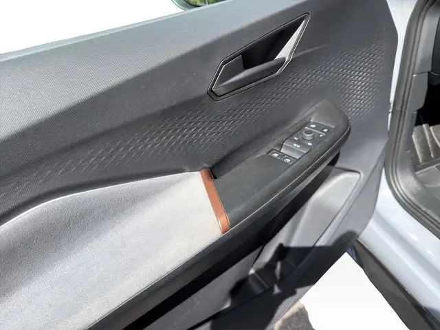 Cupra Born view 15